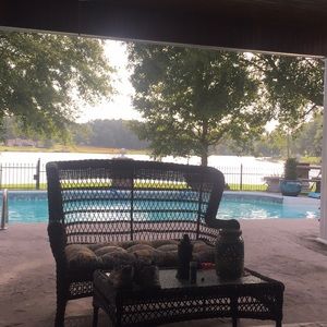 Meet your Posher, Glenda